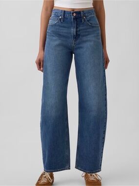 GAP Curvy Barrel High Rise Jeans in Blue Denim
